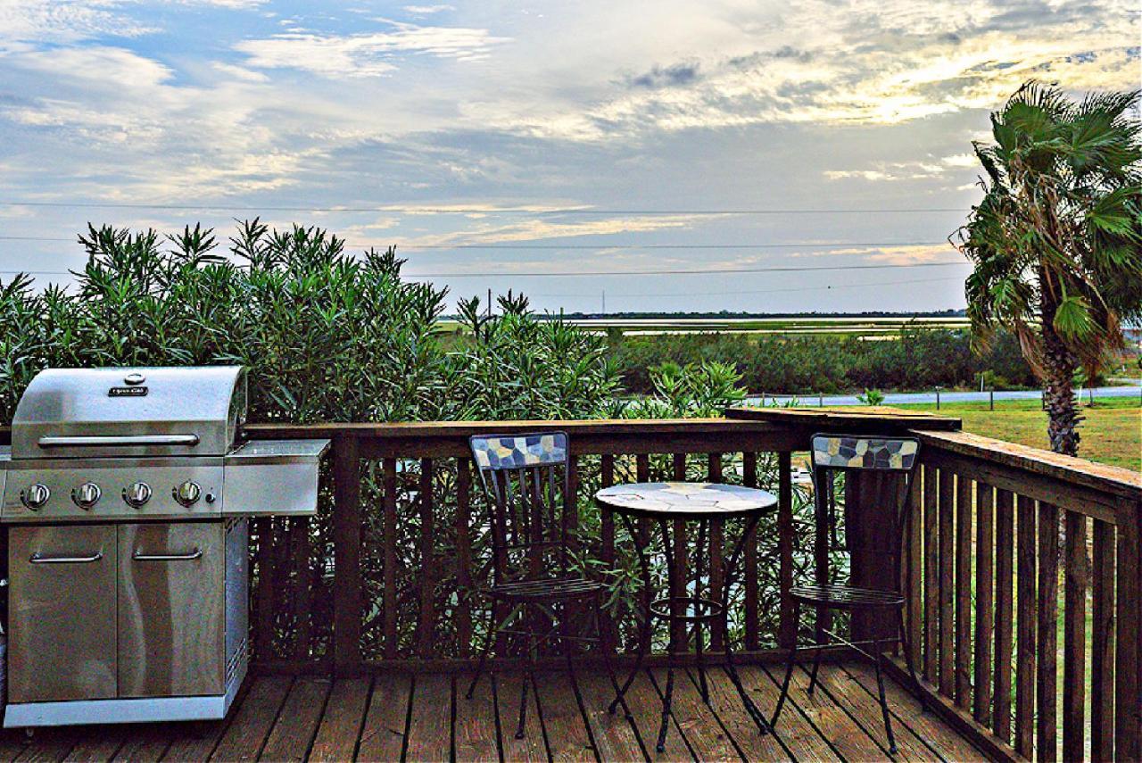 Bay Front Home With Spectacular Sunrise Views Port Lavaca Exterior photo